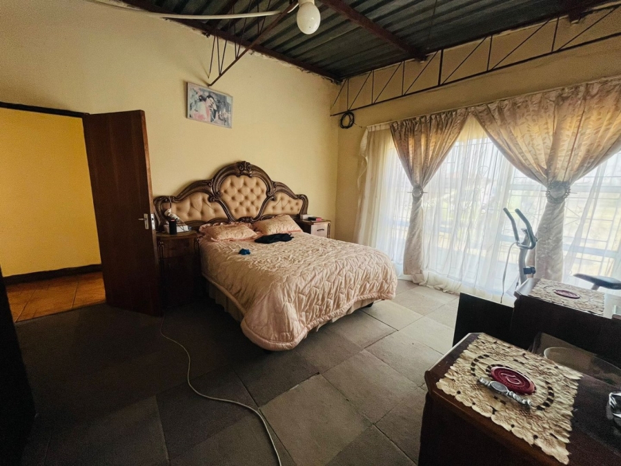 4 Bedroom Property for Sale in Motse Papiki Moilwa Free State
